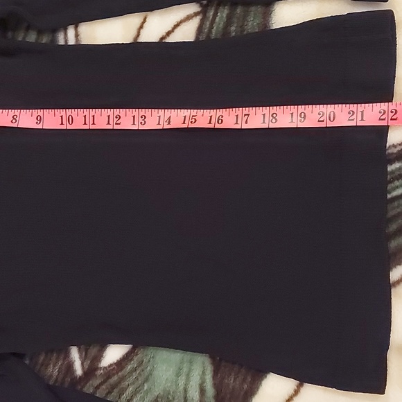 Sale $5❣️Ladies Harold's long-sleeve top size XS (#519) - Picture 8 of 10